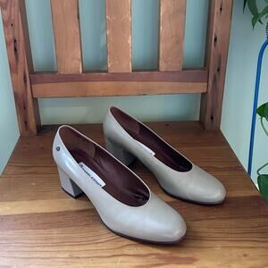 Vintage 80s/90s Brazillian Leather Heel Pumps 7.5